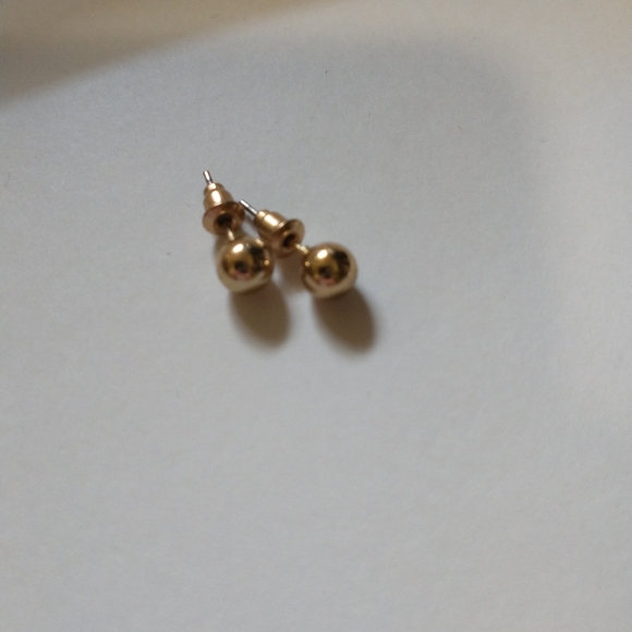 🔥 3/$24 Set of 2 earrings - Picture 4 of 5